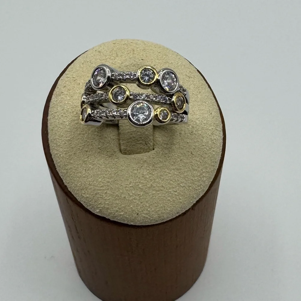 14k 3 Row Station Ring - Picture 10 of 13